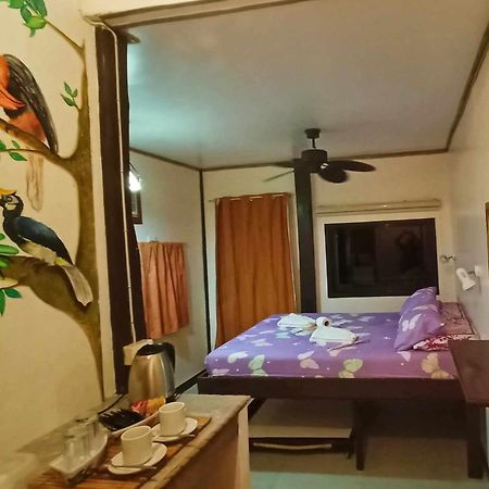 El Gordo'S Seaside Adventure Lodge El Nido Exterior photo