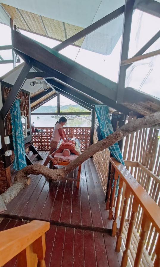 El Gordo'S Seaside Adventure Lodge El Nido Exterior photo